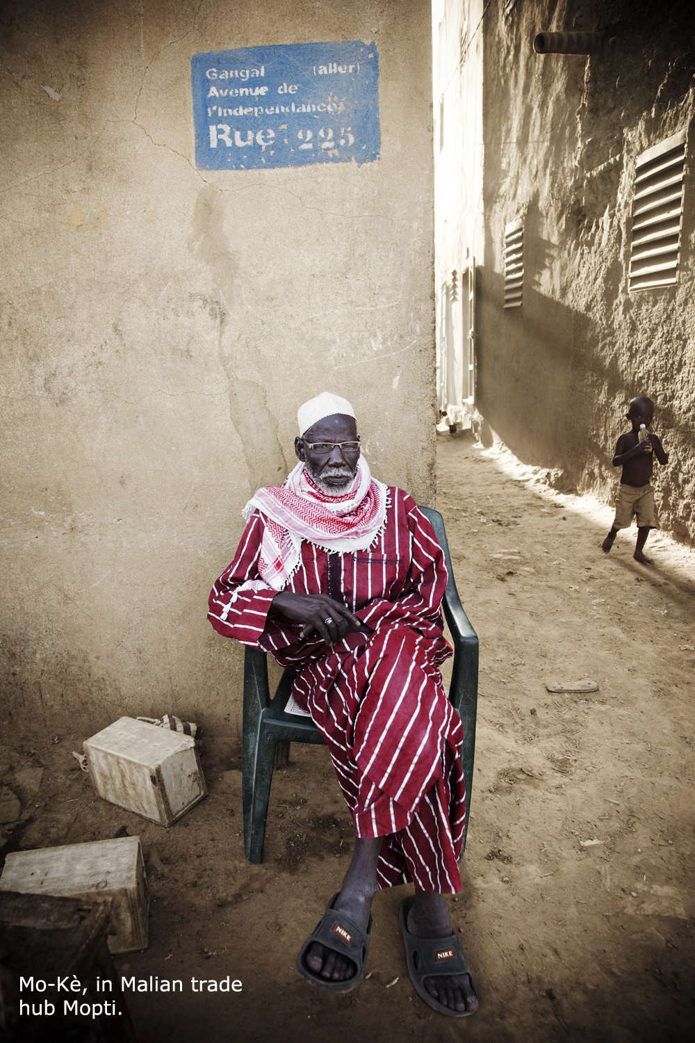Old Malian Man in Mopti. Foto fotograf Johanna Henriksson.
